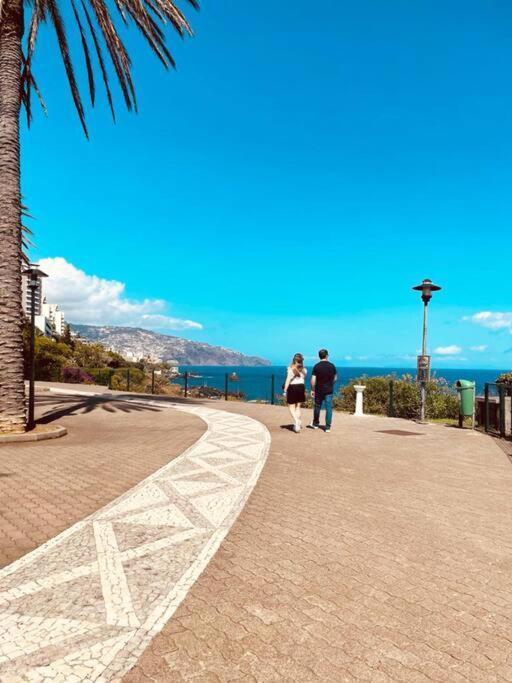 Seaview Apartment Walking To The Beach Funchal Dış mekan fotoğraf